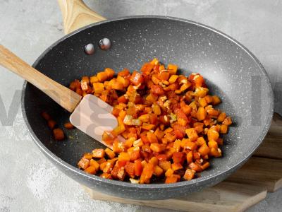 Bulgur su kiaušiniais Žingsnis 3