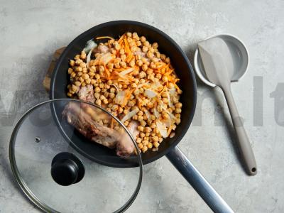Bulgur su kiaulienos šonkauliukais Žingsnis 2