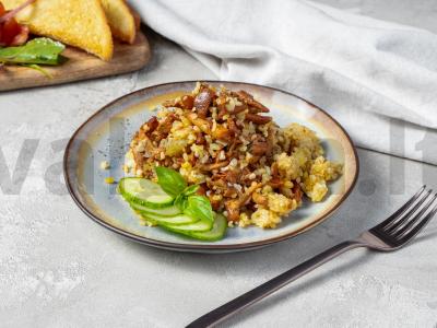 Bulgur su voveraitėmis pagrindine nuotrauka