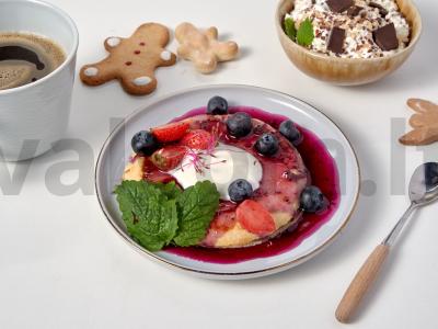 Mėlynių uogienė multicooker įrenginyje pagrindine nuotrauka