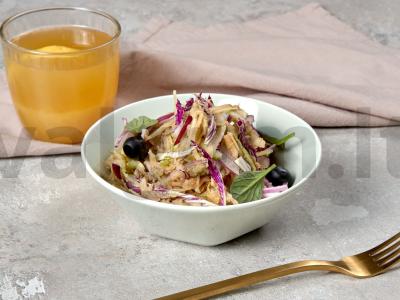 Dietinės tuno salotos pagrindine nuotrauka