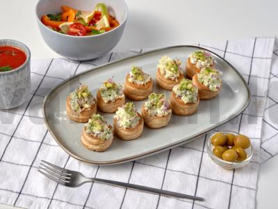 Dietinės kiaušinių salotos pagrindine nuotrauka