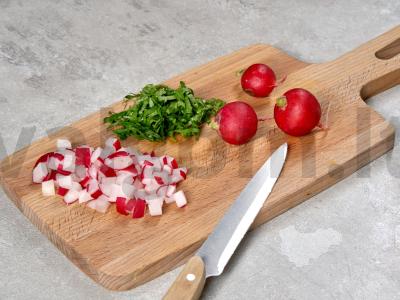 Dietinės brokolių salotos Žingsnis 1