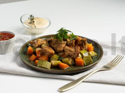 Kalakutiena rankovėje pagrindine nuotrauka