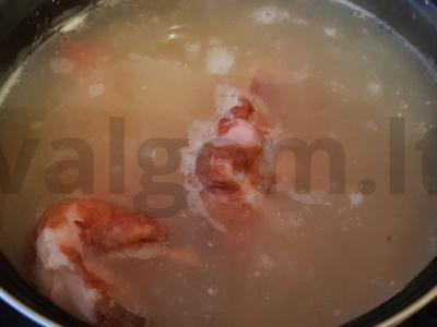 Žirnių sriuba su rūkytu kumpiu Žingsnis 2