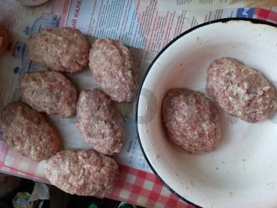 Skanūs kiaulienos kotletai orkaitėje Žingsnis 5