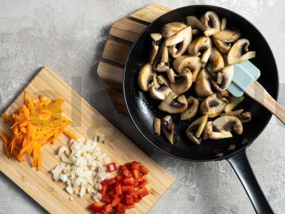 Sveikas bulguras su kalakutiena Žingsnis 1