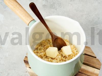 Bulgur grietinėlės padaže per pusvalandį Žingsnis 2