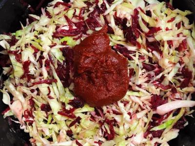 Aromatingi barščiai su salierais, burokėliais ir mėsa Žingsnis 2