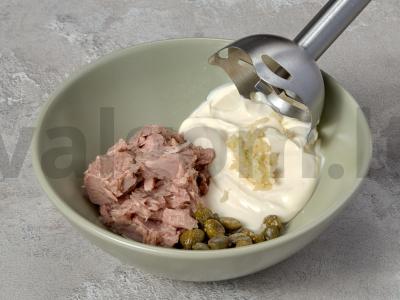 Kalakutiena su tuno padažu Žingsnis 1