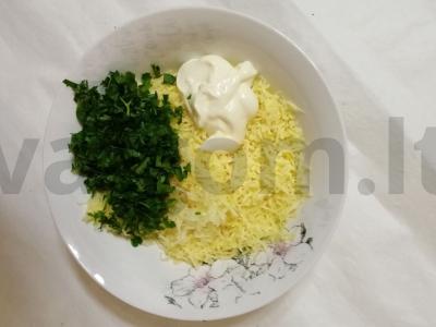 Paprikos su sūrio ir česnakų įdaru Žingsnis 1