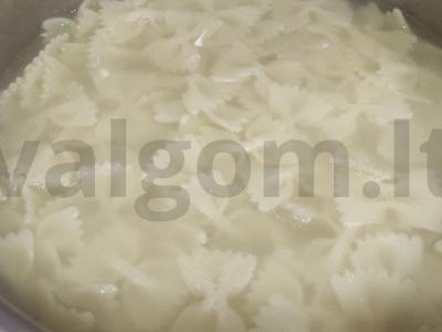 Užkandis su malta mėsa ir pomidorų pasta Žingsnis 2
