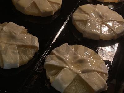 Ananasų paplotėliai "Gėlė" Žingsnis 6