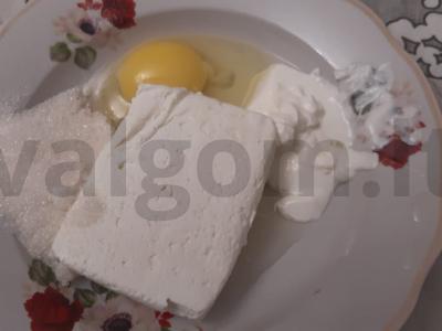 Nuostabūs blyneliai su varške iš pitos "Mėgstamiausi" Žingsnis 1
