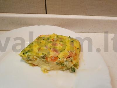 Daržovių oro omletas pagrindine nuotrauka