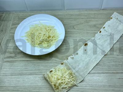 Sūrio trikampėliai pusryčiams Žingsnis 3