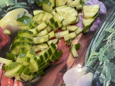 Krabų salotos su paprastais ingredientais Žingsnis 4
