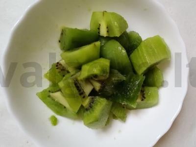 Vitaminų vaisių gėrimas Žingsnis 2