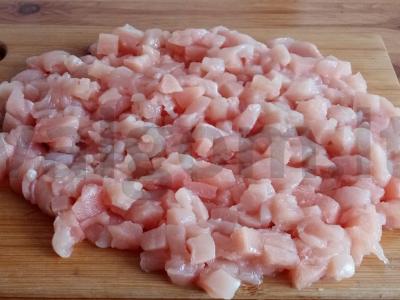 Smulkinti kotletai "Chicken rastrepki" Žingsnis 1