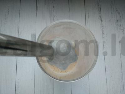 Lengvas desertas iš kefyro, bananų ir chia sėklų Žingsnis 2
