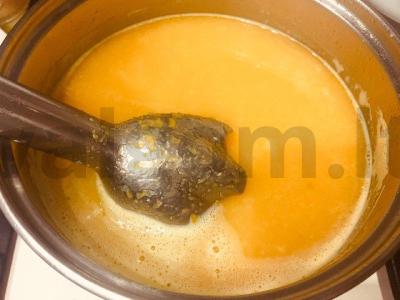 Saulėta moliūgų ir cukinijų sriuba su vištienos kukuliais Žingsnis 2