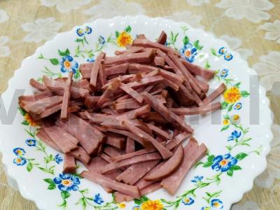 Pica su dešra ir marinuotais agurkais Žingsnis 4