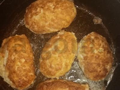 Sultingi kiaulienos ir moliūgų kotletai Žingsnis 4