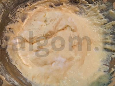 Grietinės blyneliai su uogomis Žingsnis 4