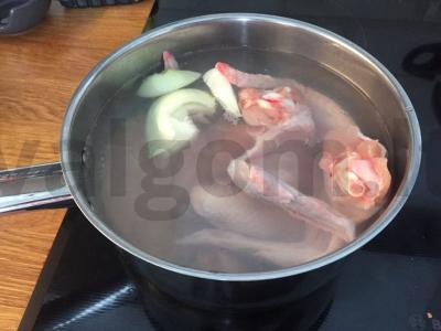 Žalioji tyrės sriuba Žingsnis 1