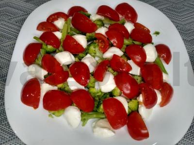 Salotos su tunu ir putpelių kiaušiniais Žingsnis 3
