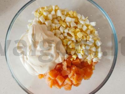 Karališkosios salotos su lašiša ir krevetėmis Žingsnis 3