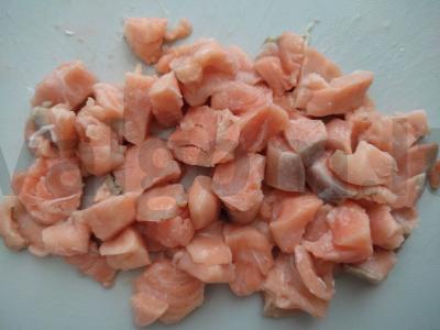 Vitamininės lašišų salotos Žingsnis 1