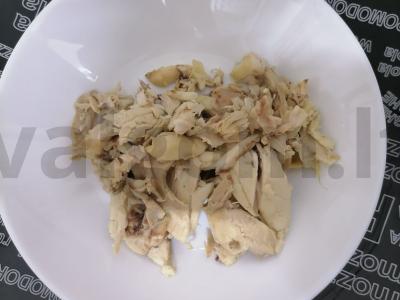 Labiausiai paplitusi vištienos sriuba Žingsnis 4