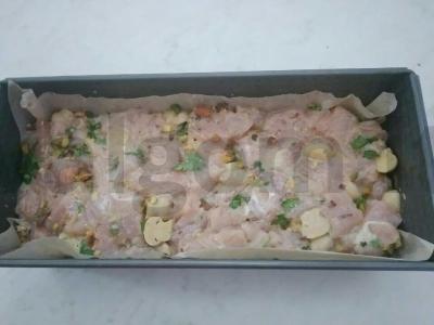 Gausus terinas su pistacijomis ir grybais Žingsnis 3