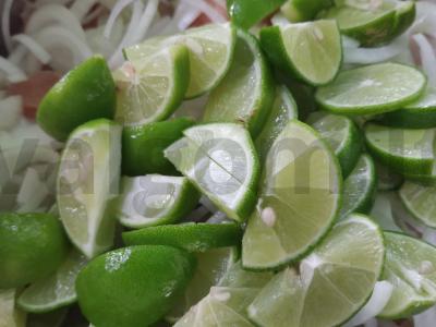 Vištienos kebabas laimo marinate Žingsnis 3