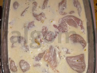 Labai skani vištiena sūrio ir grietinės padaže. Žingsnis 5