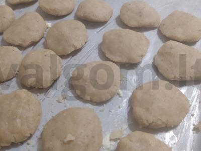 Riešutų ir citrinų sausainiai Žingsnis 7