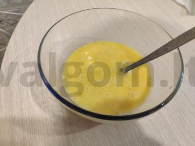 Sumuštiniai su kumpiu, omletu ir lydytu sūriu Žingsnis 2