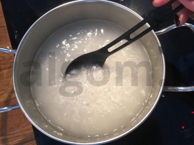 Gausi ryžių košė su pienu Žingsnis 1