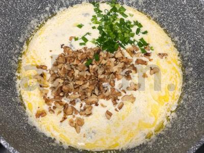 Tagliatelle makaronai su gorgonzolos sūriu ir graikiniais riešutais Žingsnis 4