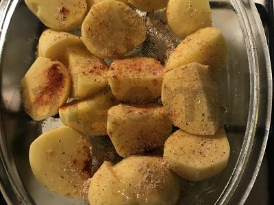 Kiaulienos šonkauliukai su keptomis bulvėmis Žingsnis 4