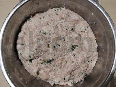 Dviejų rūšių maltos mėsos kotletai su varške Žingsnis 2