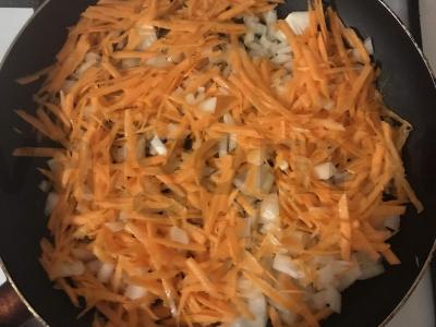 Vištienos kepenėlės šokio "Chichurdyk" ritmu Žingsnis 1