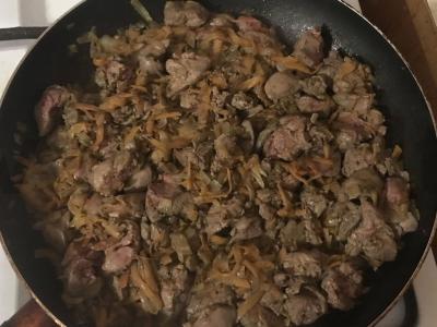 Vištienos kepenėlės šokio "Chichurdyk" ritmu pagrindine nuotrauka