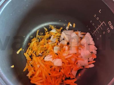 Pilavas su kiauliena multicooker keptuvėje Žingsnis 3