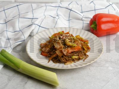 Soba su žalia rūkyta šonine ir daržovėmis Žingsnis 4