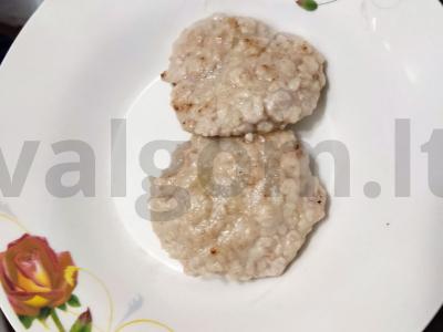Garuose virti kūdikių kotletai pagrindine nuotrauka