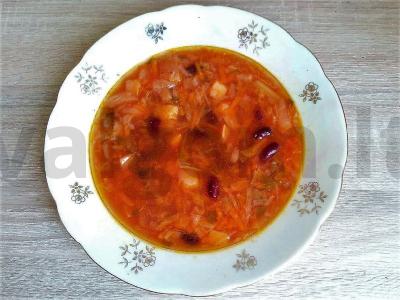 Vegetariški barščiai su konservuotomis raudonosiomis pupelėmis pagrindine nuotrauka
