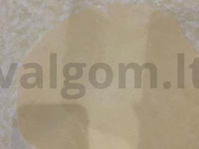 Koldūnai su vištiena, svogūnais ir česnakais Žingsnis 7