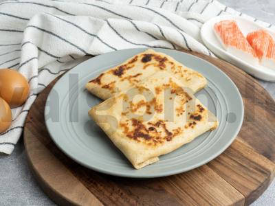 Blyneliai su krabų lazdelėmis, kiaušiniais ir sūriu Žingsnis 5